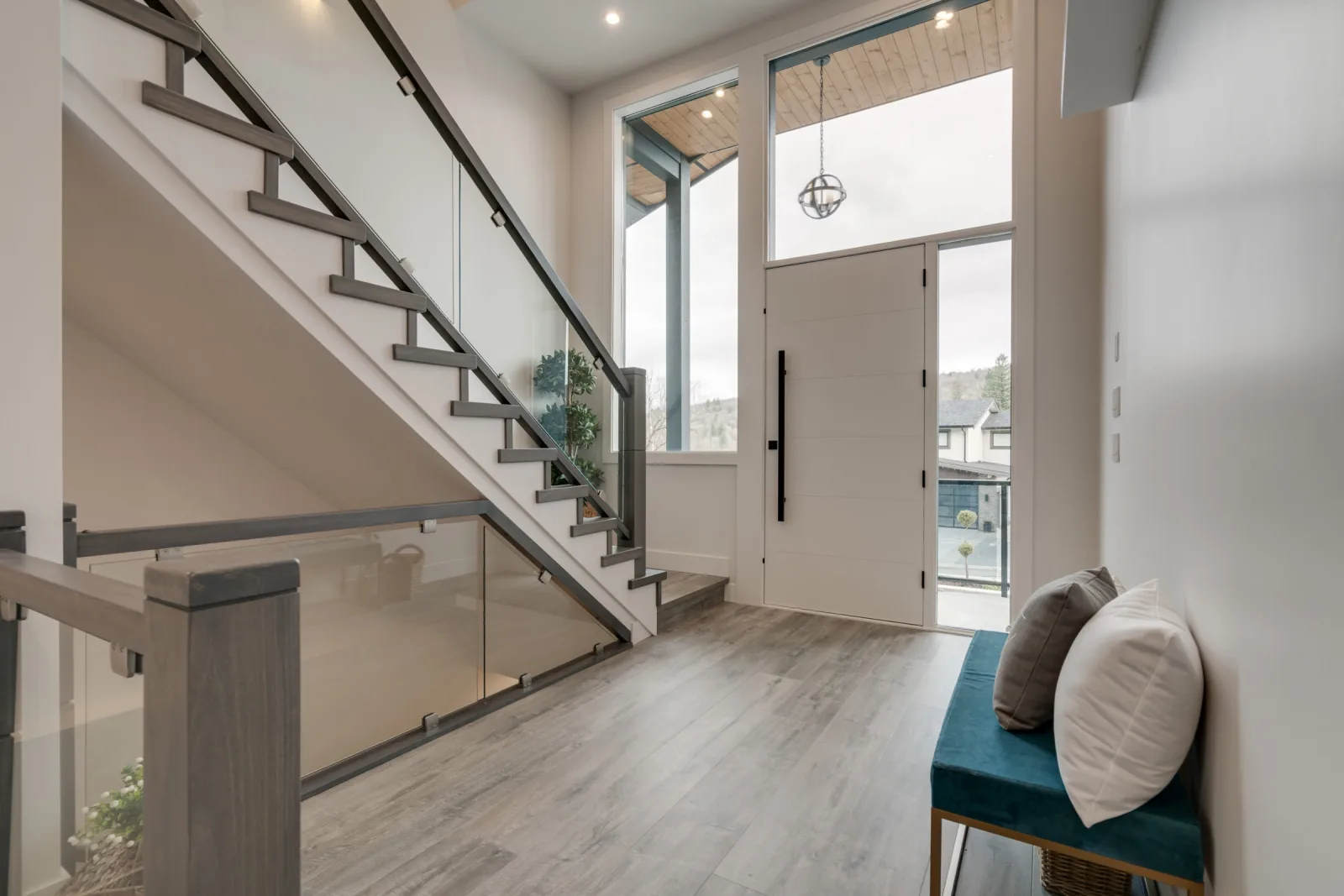 Contemporary Design & Build detail 2