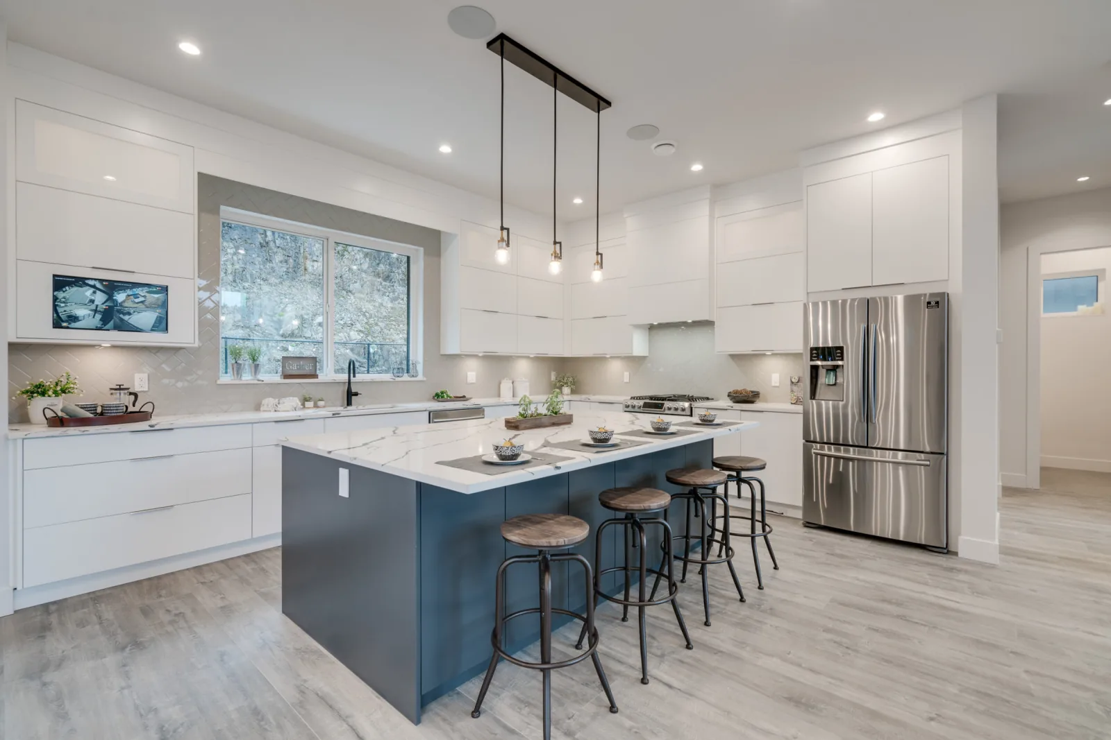 Contemporary Design & Build detail 7