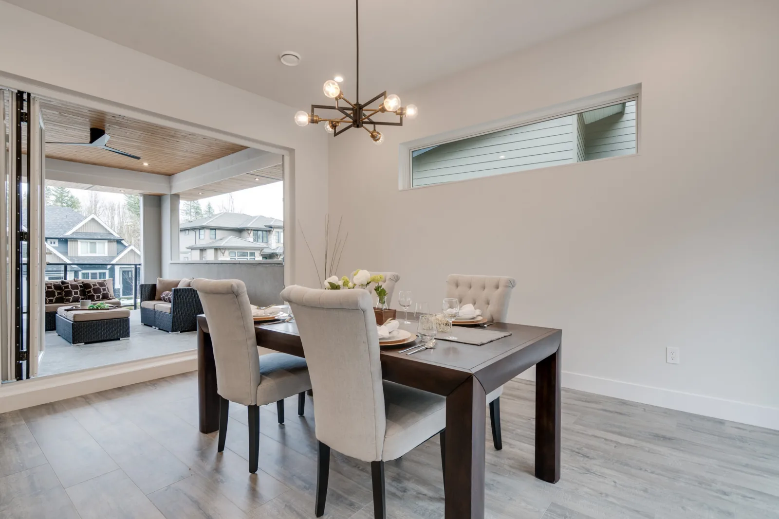 Contemporary Design & Build detail 21