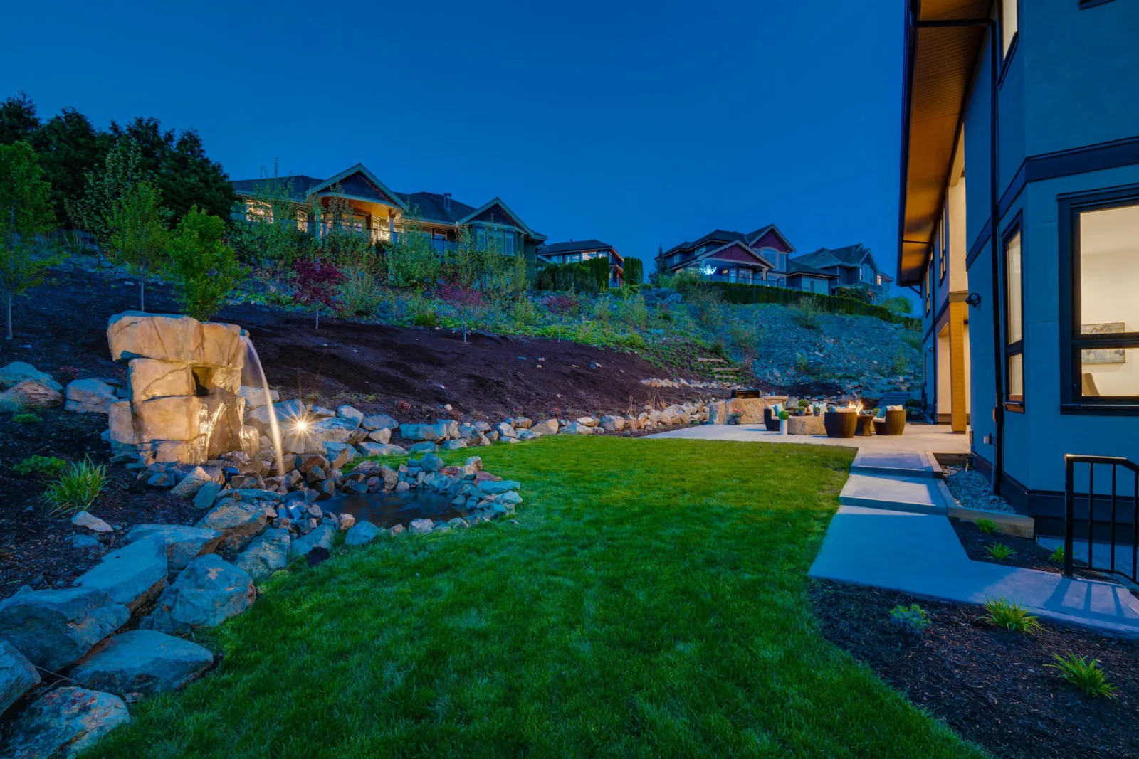 Eagle Mountain Contemporary detail 20