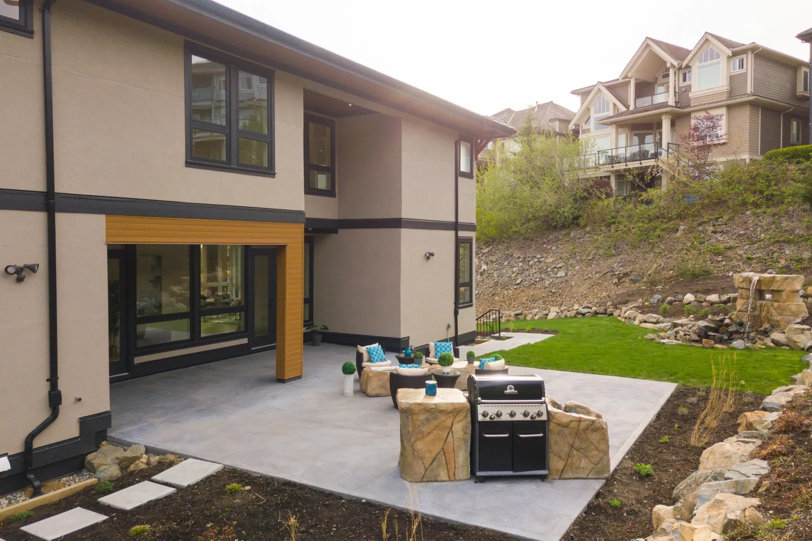 Eagle Mountain Contemporary detail 43