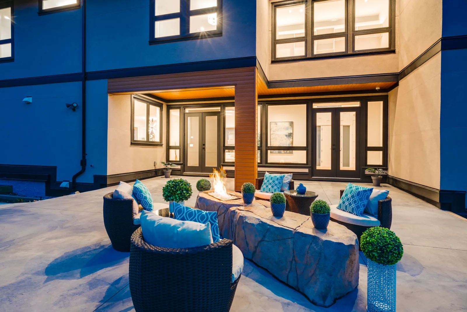 Larkspur Residence detail 4