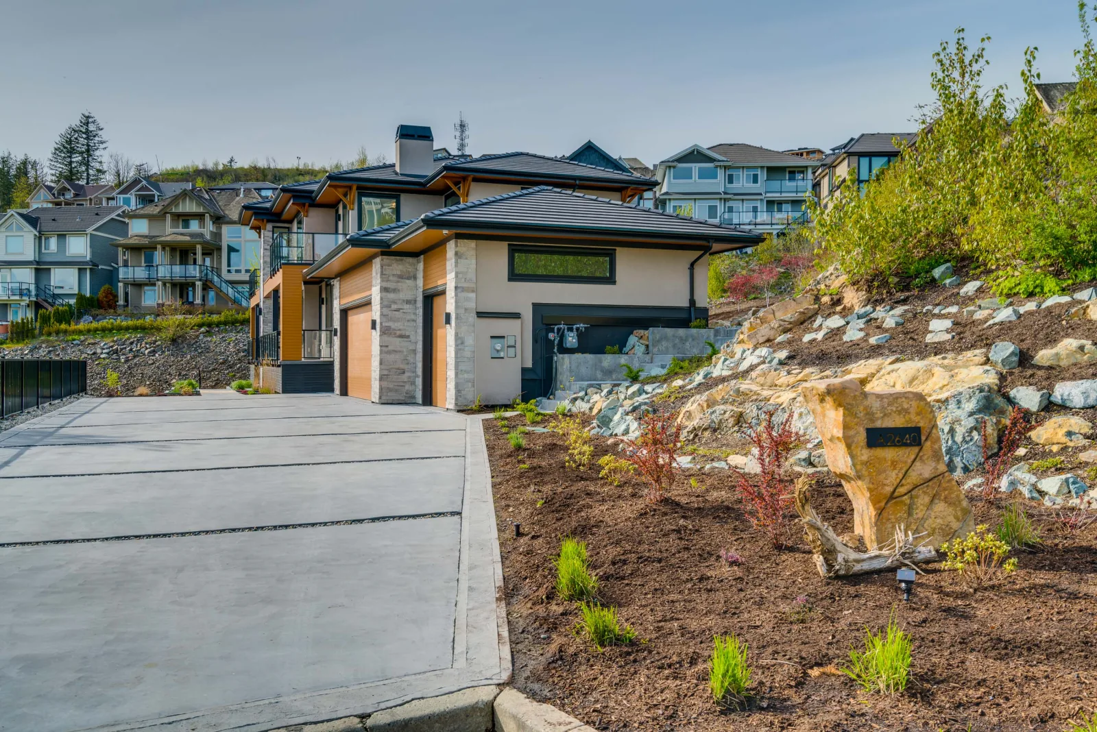 Larkspur Residence detail 8