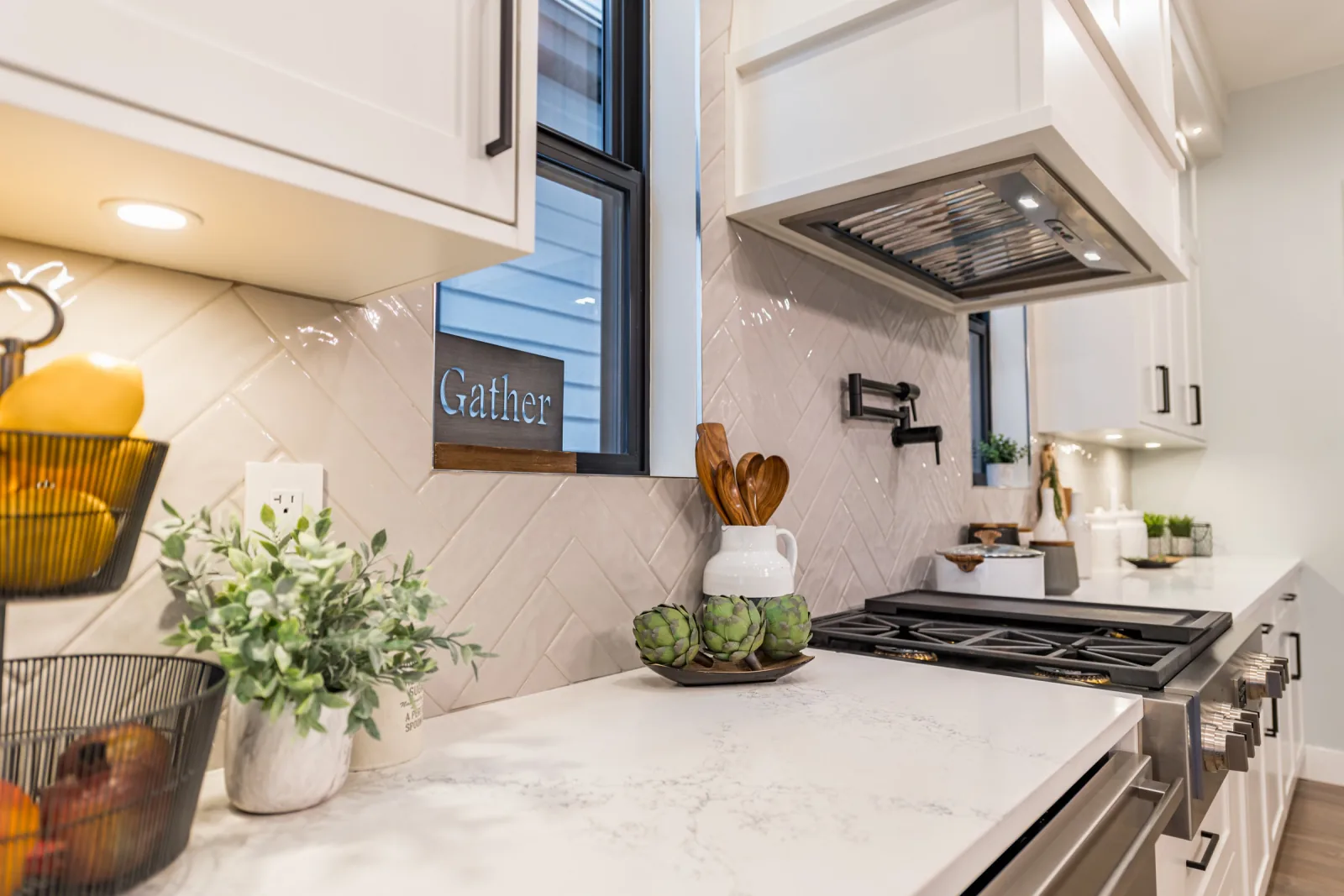 Modern Farmhouse — West Abbotsford detail 39